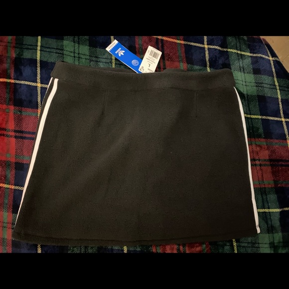 Adidas Originals Fleece mini skirt - Picture 5 of 7